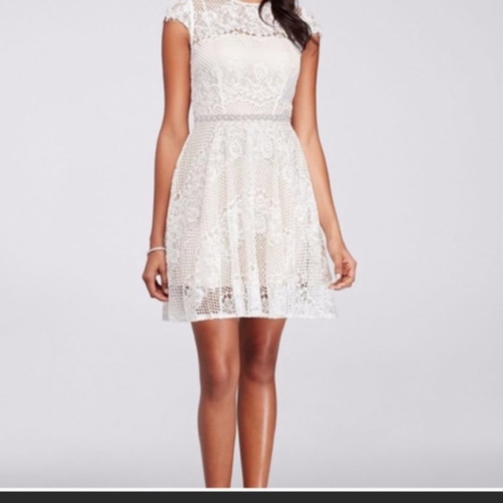 City Triangle Lace Dress Junior Large